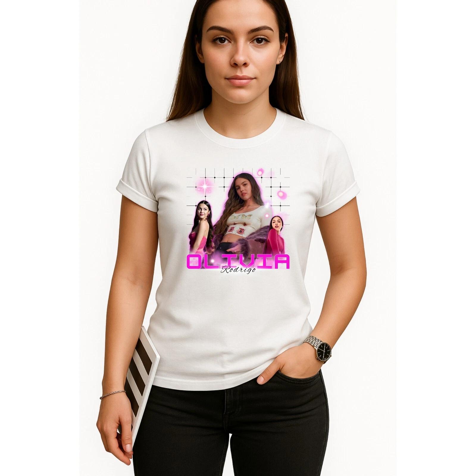 

Retro Pop Girl T-Shirt – Collage Style Graphic Tee for Music Lovers, Aesthetic C XL
