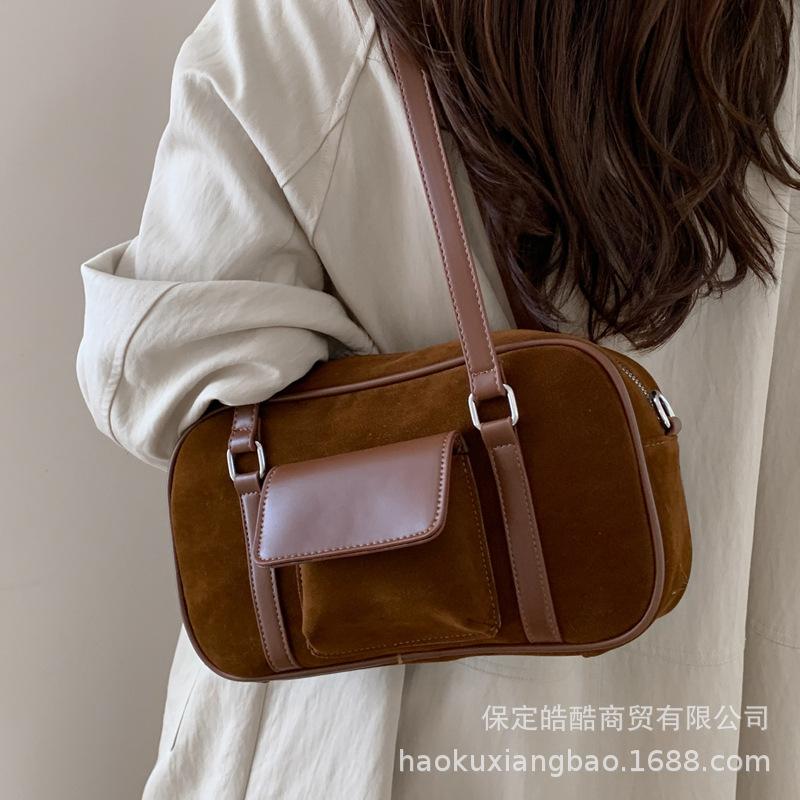 Large-capacity Bag Women's Autumn and Winter Versatile 2025 New Simple Casual Shoulder Underarm Bag Work Commuter Pillow Bag