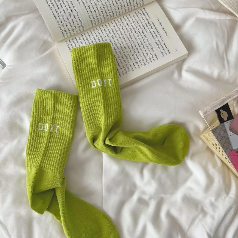 Pink Socks Women's Spring and Autumn Style Mid-tube Socks Ins Outside Wear Cotton Bottoming High Waist Letter Sports Stockings