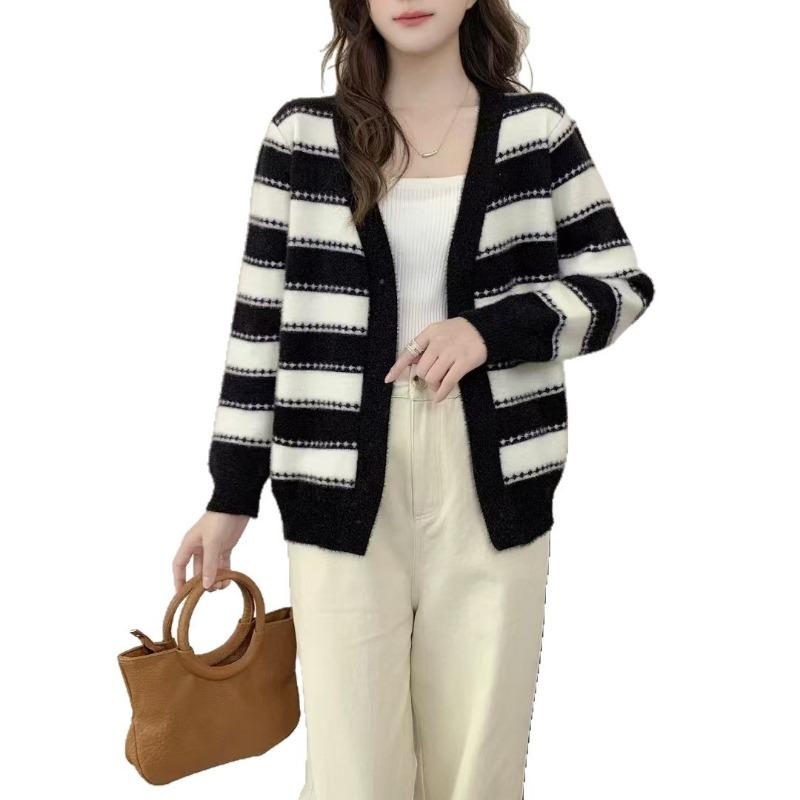 Autumn and winter v-neck striped sweater cardigan design sense casual color matching knitted jacket imitation mink soft waxy age-reducing top