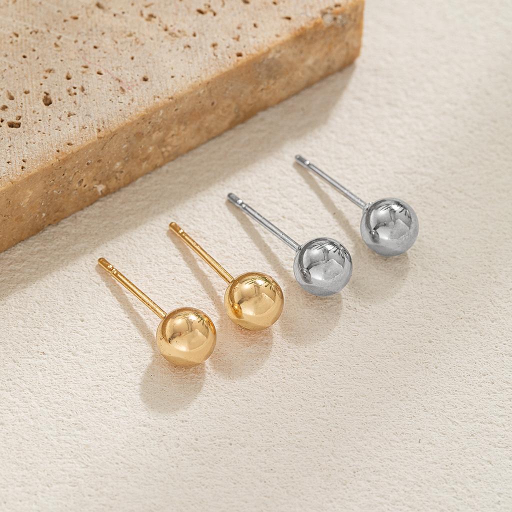 1 pair of fashionable and simple copper round earrings for women that do not fade