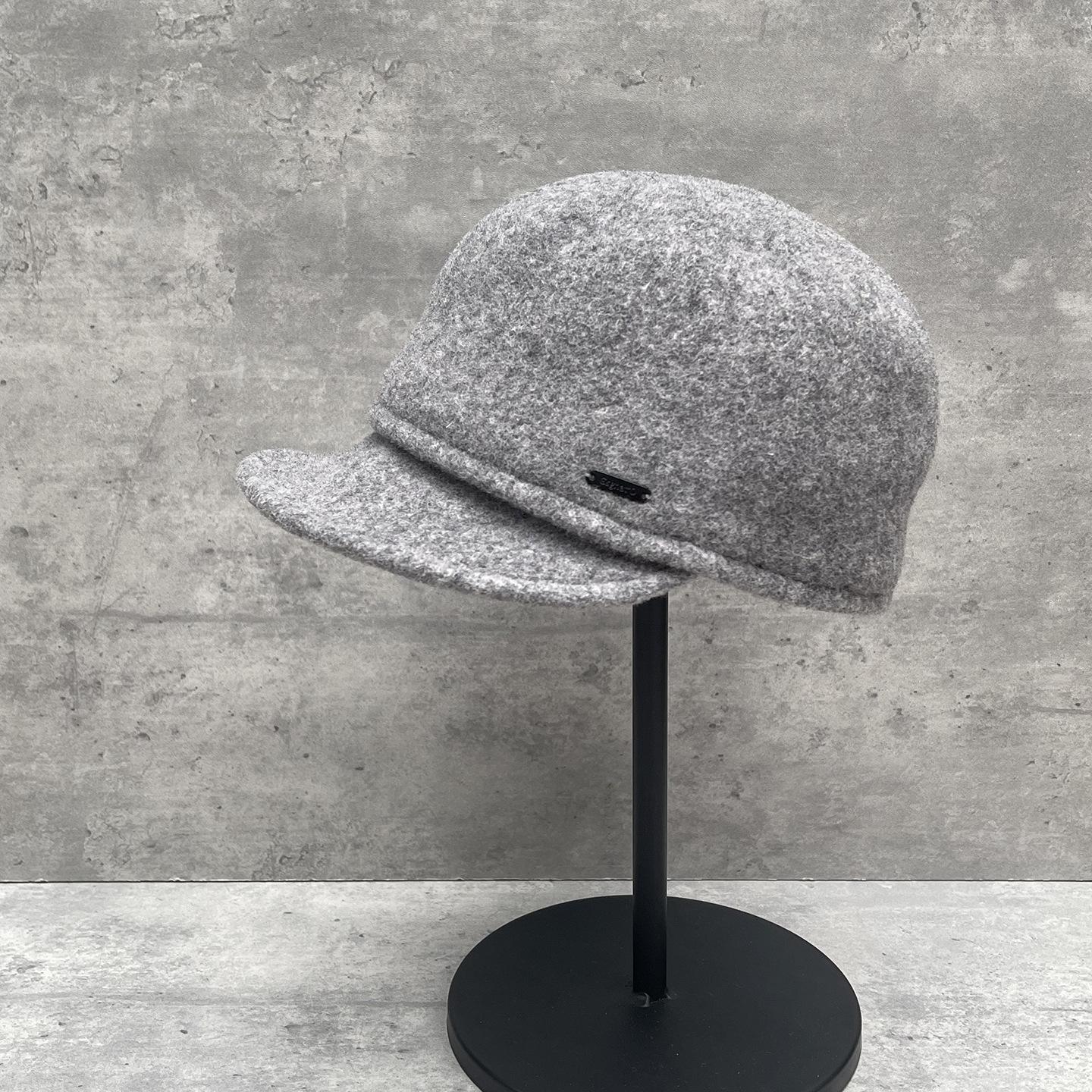 

Japanese Simple Wool Knight Hat Women S Season Versatile Equestrian Hat Retro Cap Shows Small Face m (56-58cm) asymmetrical brim