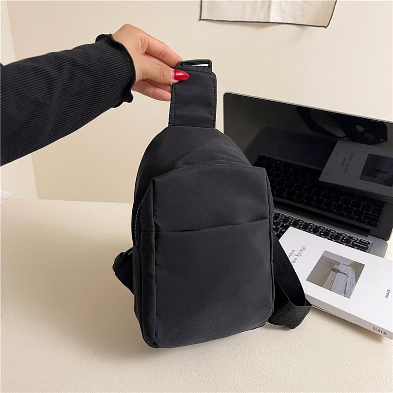 

New Japanese Mini Breast Bag Mobile Phone Bag Cycling Bag Fitness Commuter Travel Lightweight Nylon Cloth Shoulder Passport Bag чёрный