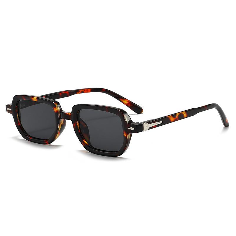 New square sunglasses European and American retro arrow-shaped rivet glasses fashion sunglasses women's sunglasses