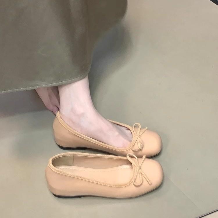 Bow red single shoes French single shoes women's 2025 spring new ladyshoes shallow mouth ballet inner heightening grandma shoes
