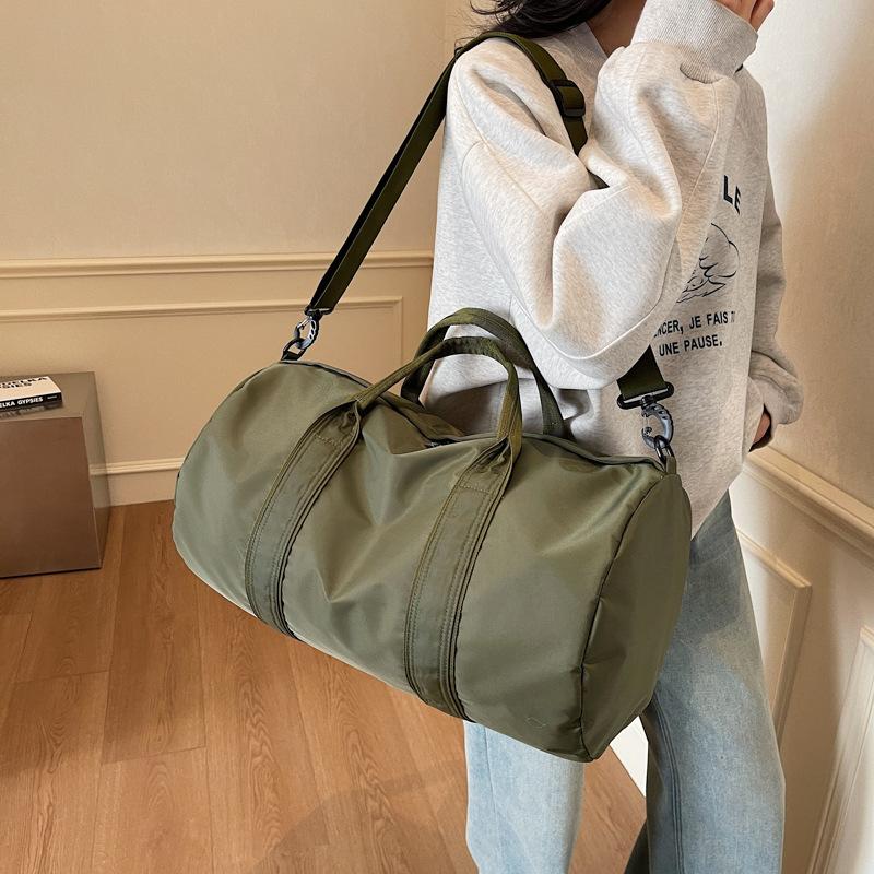 Large-capacity, Casual and Simple Portable Storage Bag for Men and Women, Fashionable Sports, Yoga and Fitness Bag