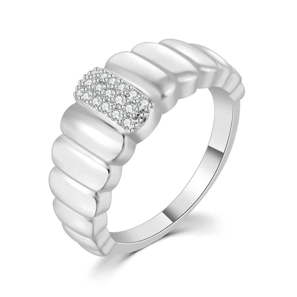 

Vintage Rings for Women Fashion Stripe Micro Inlaid Zircon Gold Color Chunky Croissant Finger Jewelry Female Accessories R756 5