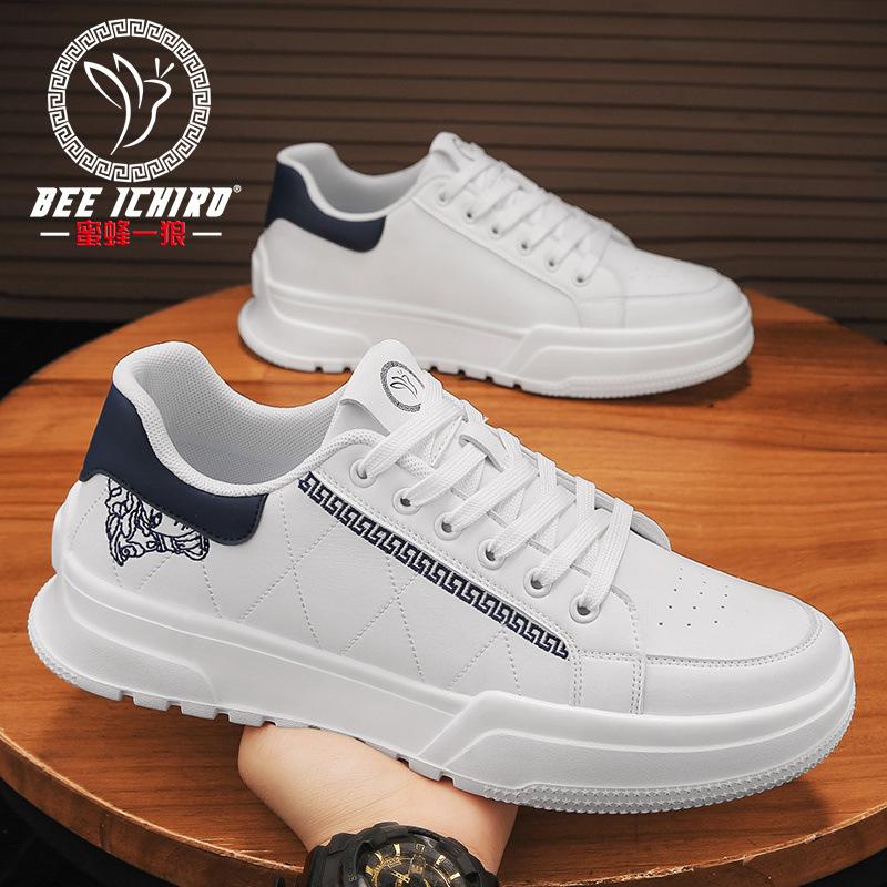 Casual spring and summer men's shoes do not stink feet sports style soft leather shoes versatile low-top board shoes