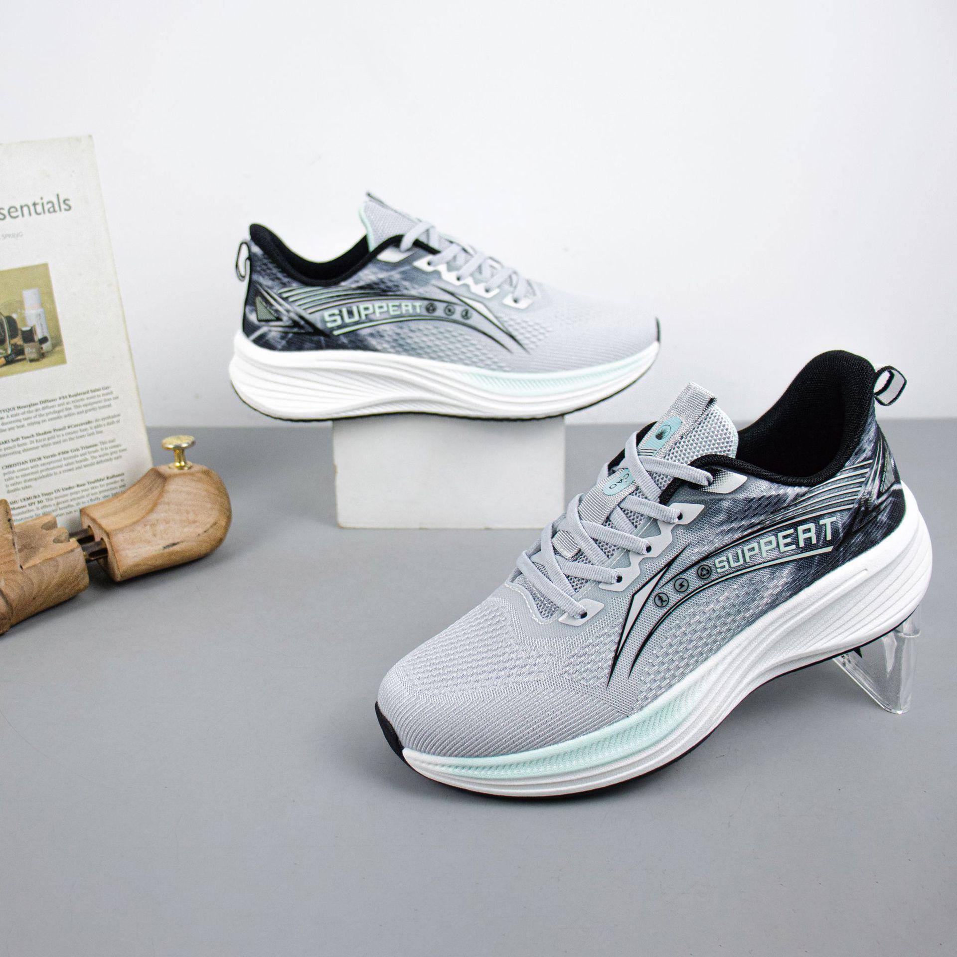 

Men s Comfortable Autumn Sneakers - Soft Sole, Non-Slip, Round Toe Running Shoes 41 сірий колір