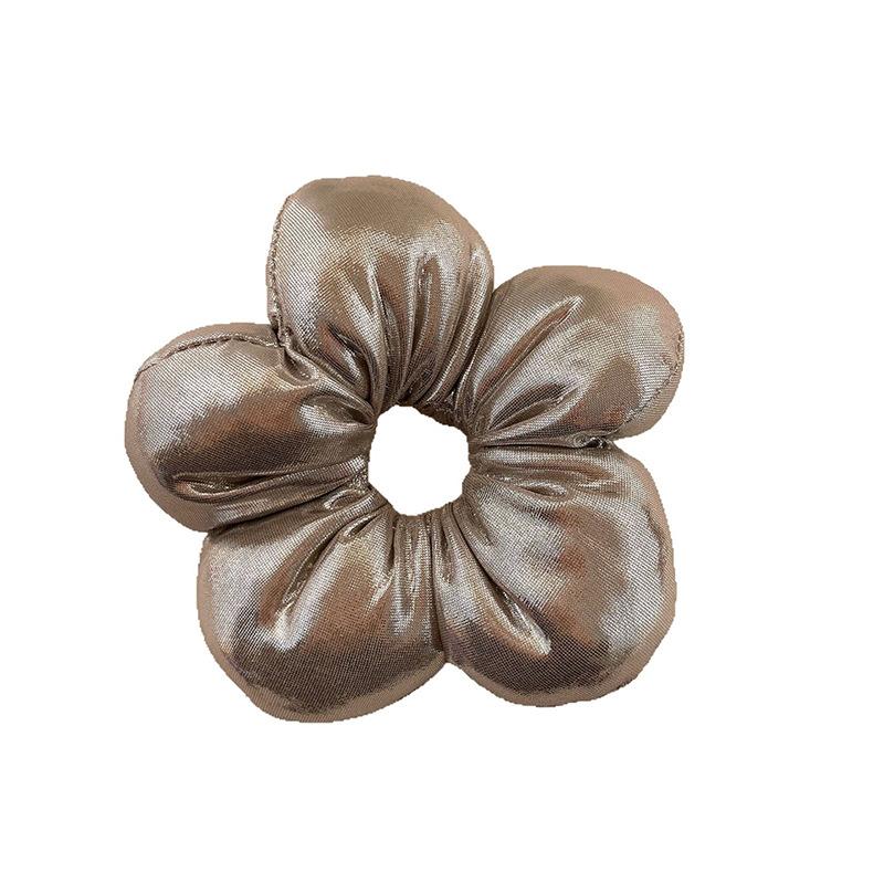 2026 New Year Girls' Sweet Padded Flower Hair Ties: Ideal for Bun Hairstyles,Parent-Child Matching,Elegant&Cute Hair Accessories