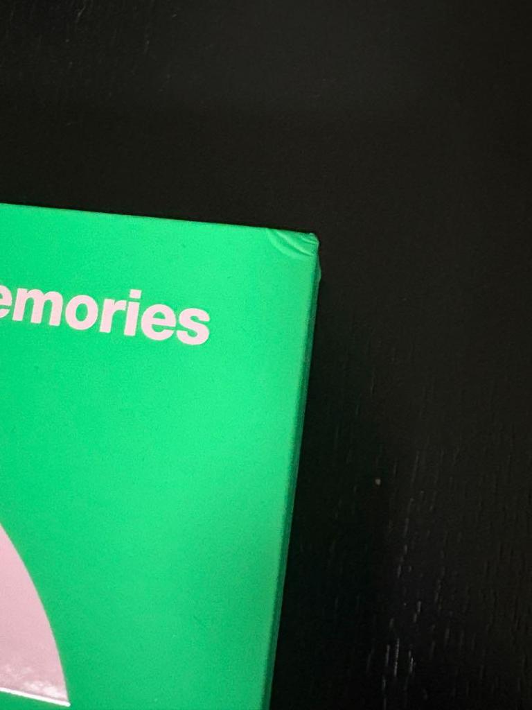 [USED] BTS Memories of 2020 Photobook