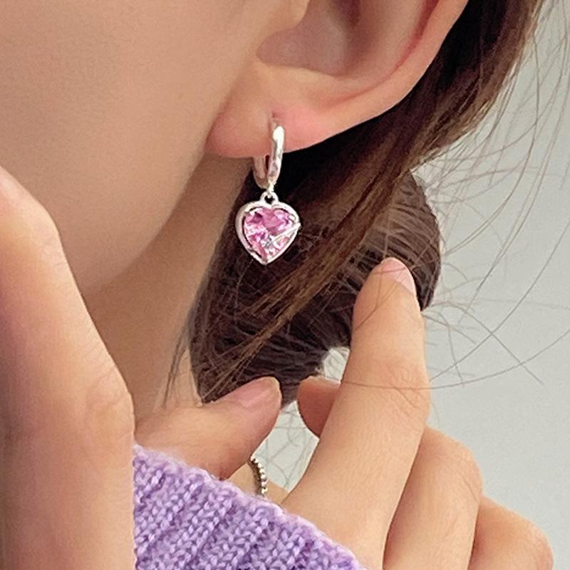 Elegant Pink Stone Love Earrings Female Fashion Temperament Minimalist Girlfriends Earrings Ear Buttons Ins Literature and Art Sweet Ear Jewelry