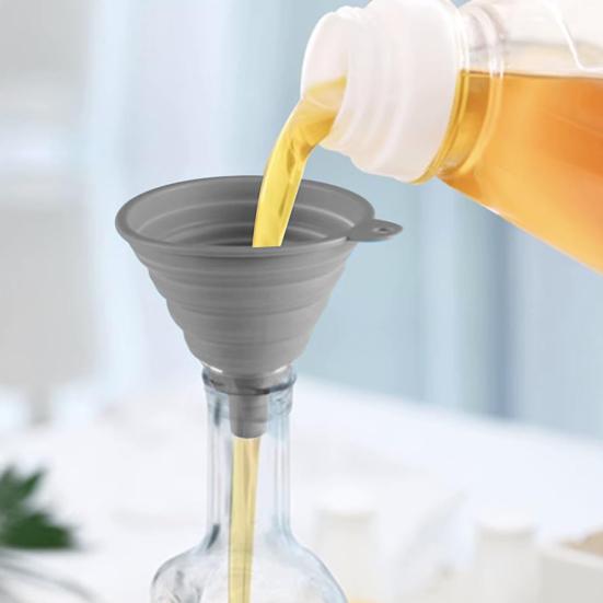 3Pcs Silicone Funnel Set Collapsible Kitchen Funnels Large Medium Small Funnels for Liquid Transfer Heat Resistant Bottling Kitchen Gadgets