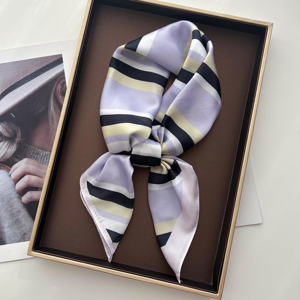 Damen quadratischer Schal Seidenimitat Blumendruck Halstuch Bandana Damen Schal Tücher Wickel Kopf Haarband Krawatten