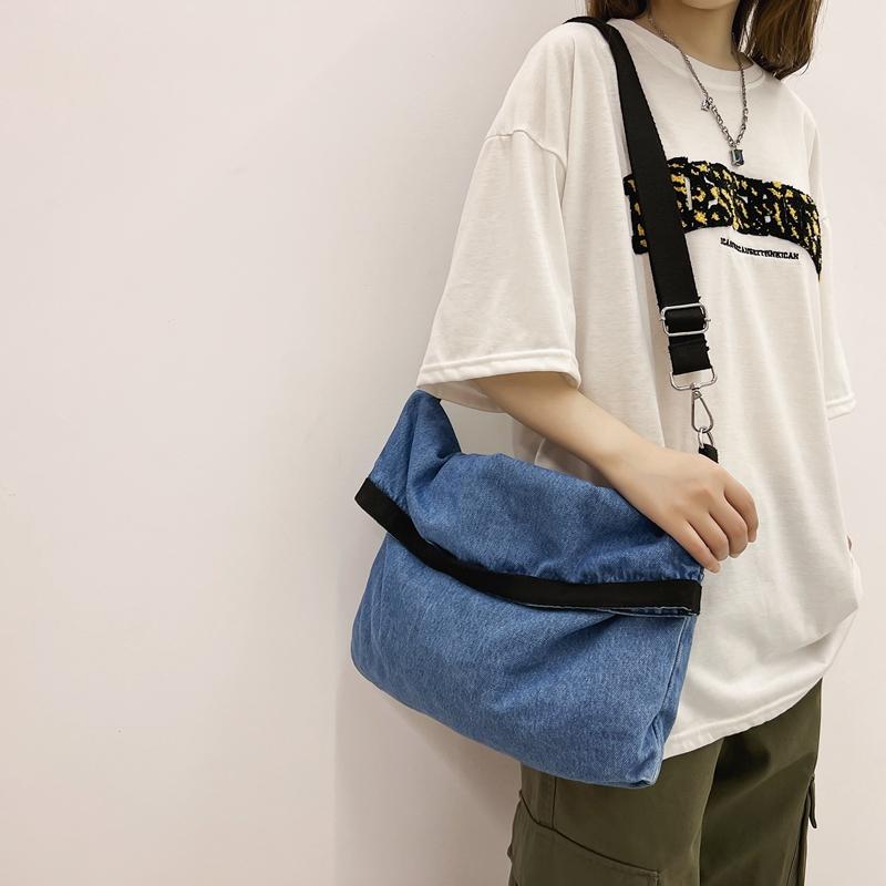 Denim Çanta Büyük Kapasiteli Omuz Çantası Kadın Crossbody Çanta Düz Renk Messenger Çanta
