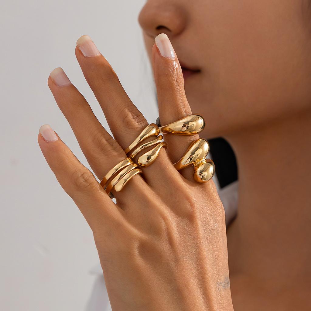 Übertriebene Metalltextur Facettenschliff Breites Armband Armband Design Sinn Geometrisch Unregelmäßiges Armband Weiblich