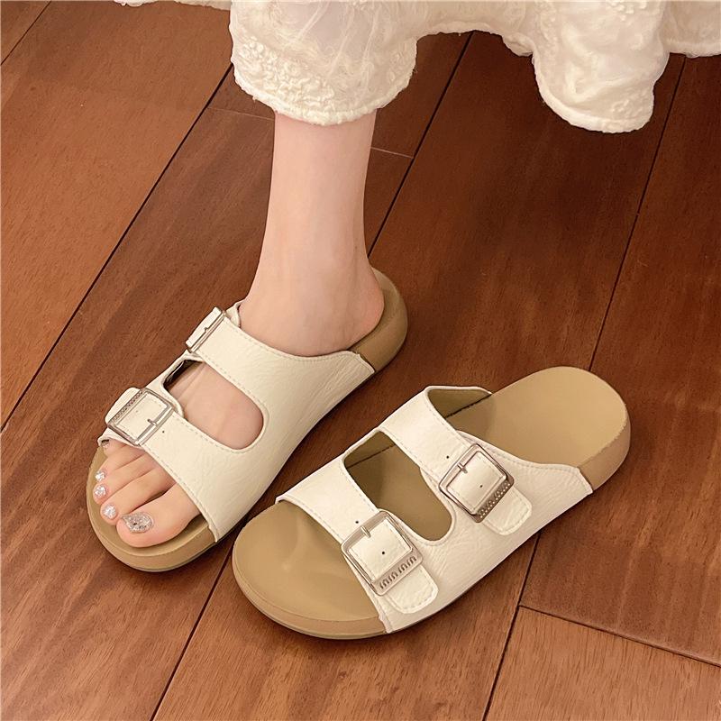 Thick-bottomed versatile beach cool slippers women wear summer new casual belt buckle cool slippers women