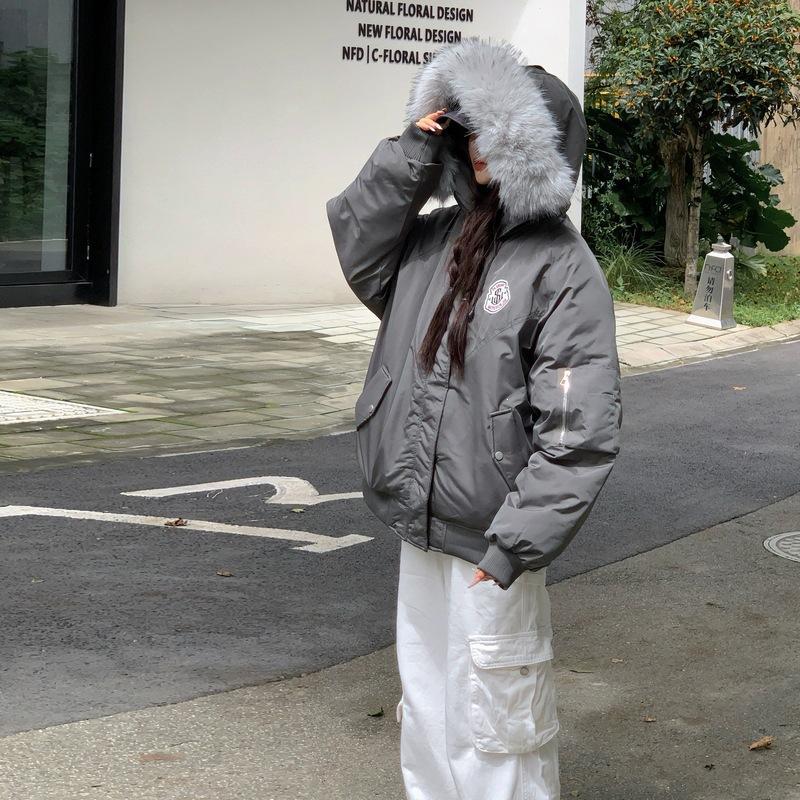 New winter coat, large cold-proof and warm fur-collared cotton-padded jacket, women's short thickened loose cotton-padded jacket.