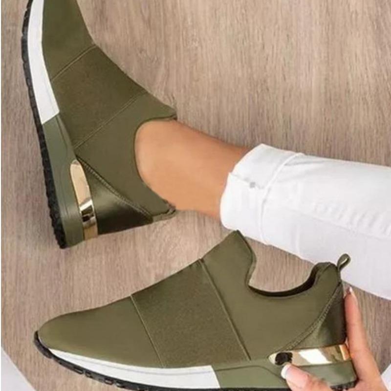 Spring and Autumn's New Breathable Sports Casual Shoes, Large-sized Cloth Shoes and Outdoor Shoes