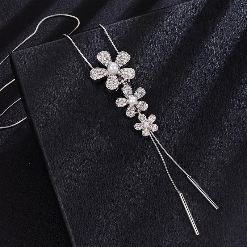 High-Quality Black Rose Necklace: Elegant Long Sweater Chain for Women