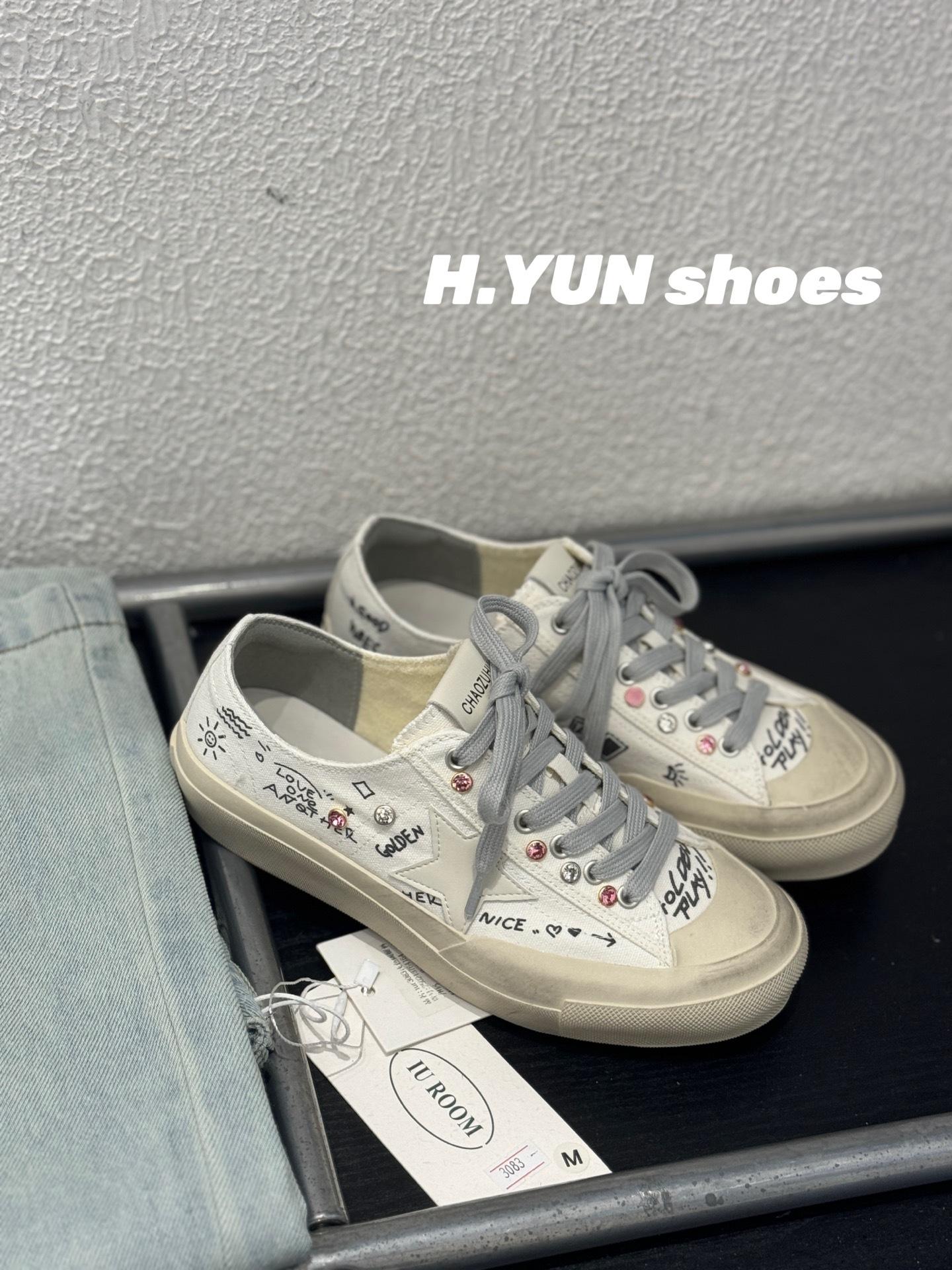 

2025 new canvas stars old little dirty shoes soft sole soft surface graffiti comfortable board shoes little white shoes foreign style 40