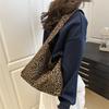 Leopard Print Cotton Cloth Tote Bag Women's New Fashion Popular Simple Commuter Bag Casual Retro Shoulder Bag