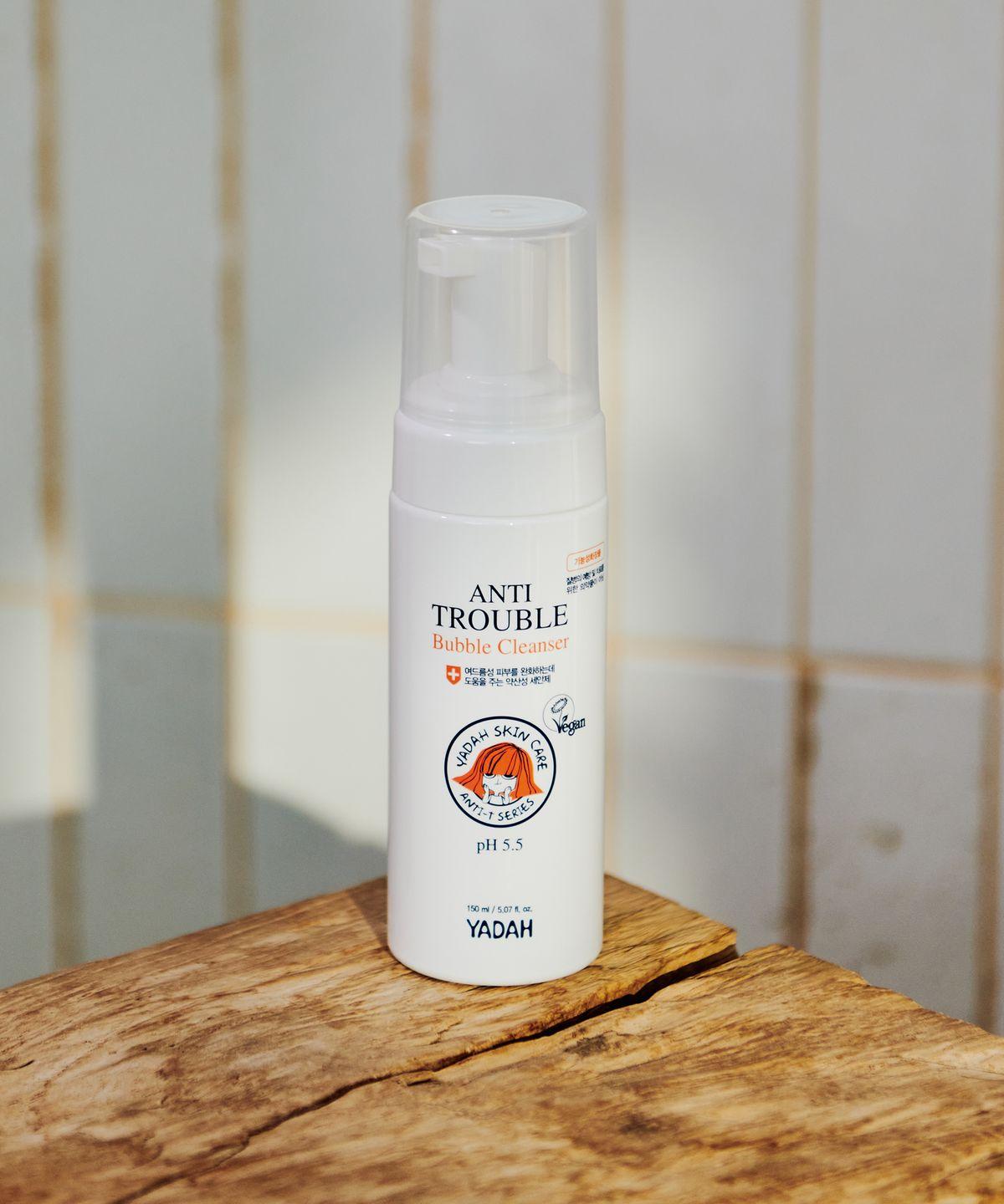 Anti-Trouble Bubble Vegan Cleanser 150ml
