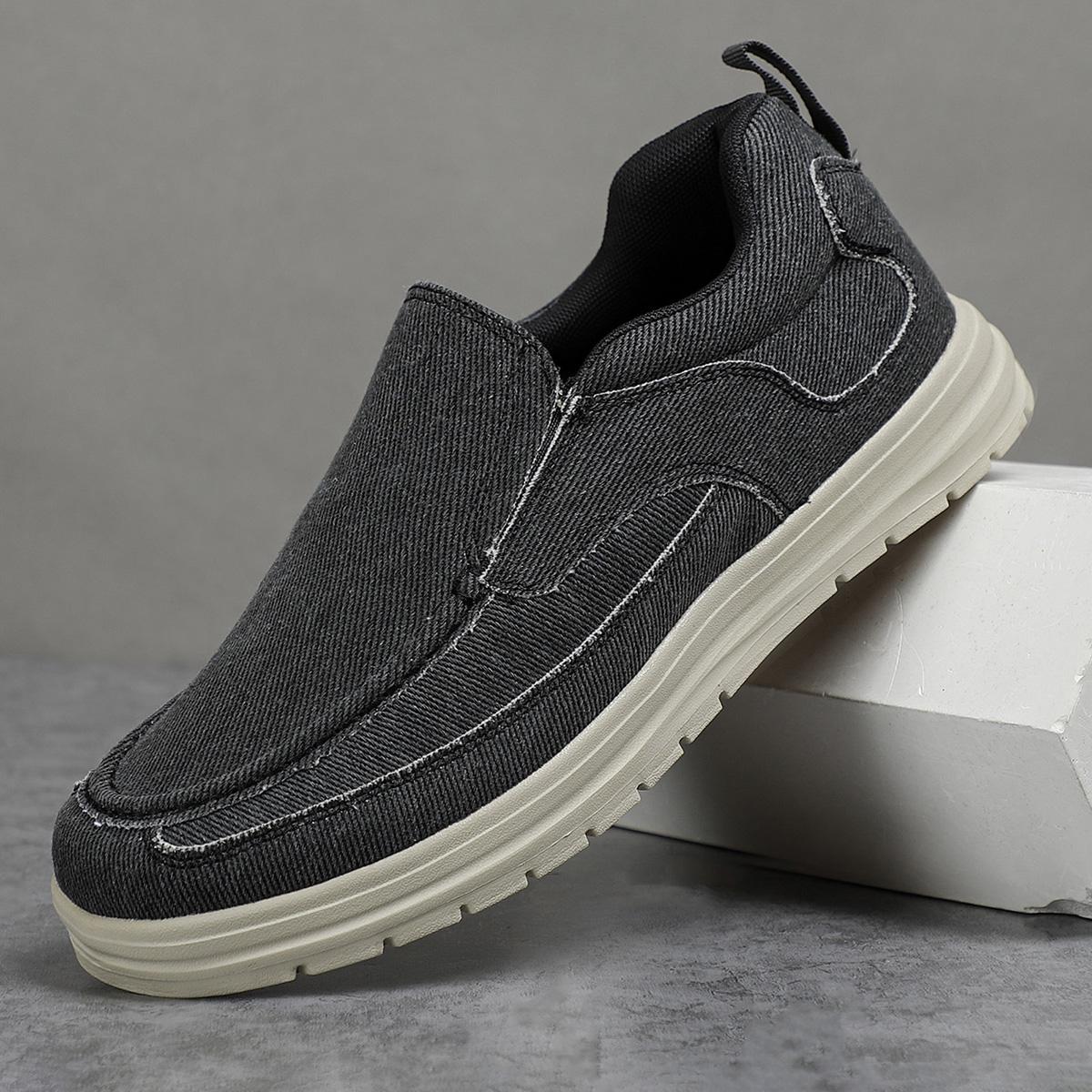 

Новая мужская повседневная обувь слипоны парусиновые лоферы удобные плоские туфли для ходьбы для мужчин нескользящие мягкие мокасины кроссовки обувь для вождения 46 чёрный