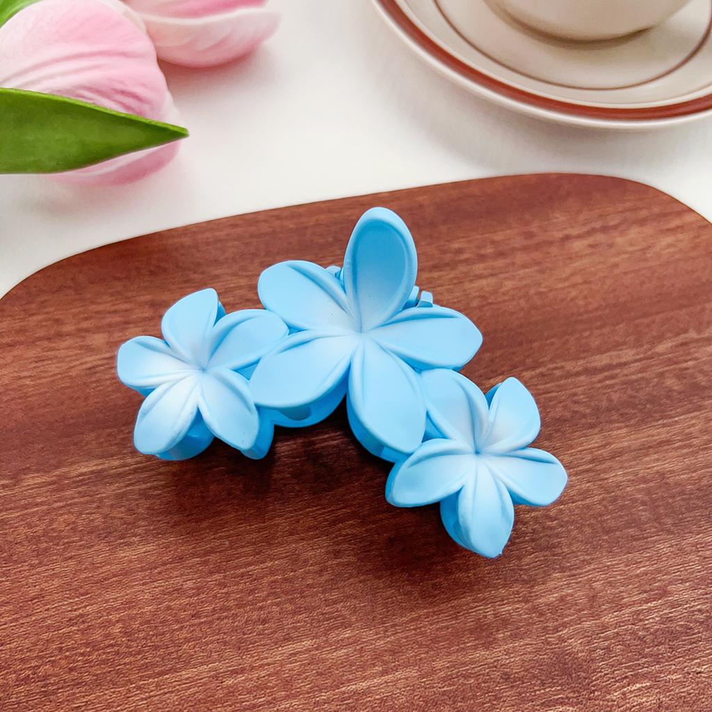 Summer Style Candy-Colored Three-Flower Plastic Beautiful, Fashionable, Simple, Sweet And Cute Hair Clip For Women