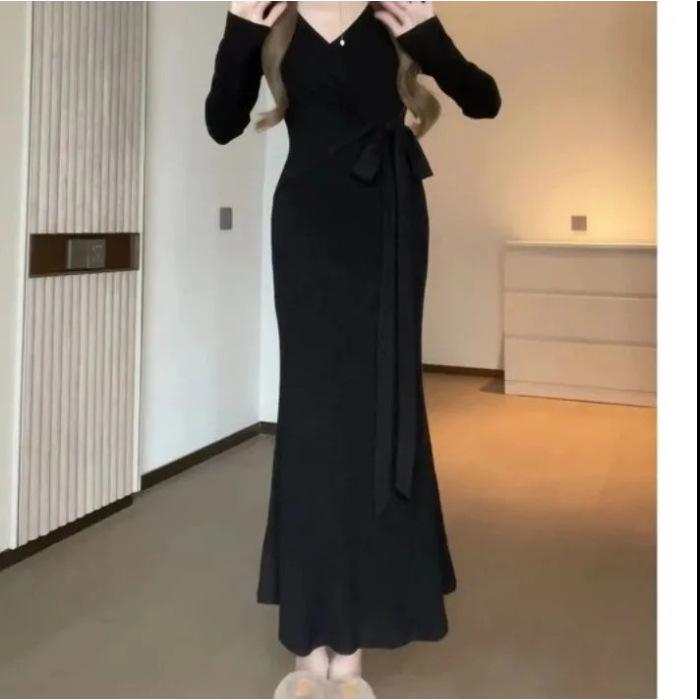 2023 High-End Strickpullover-Kleid-Set für Damen - Herbst/Winter Langer Stil
