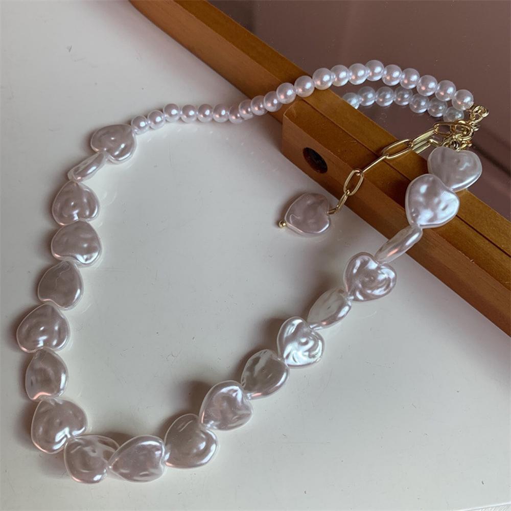 Elegante Collana Multi-strato di Perle Irregolari con Ciondolo a Cuore Choker per Ragazze Tendenza Gioielli Regali per Vacanze Matrimonio X0286