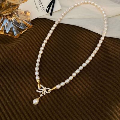 100% Naturelle Perle d'Eau Douce Nœud Élégant Plaqué Or 14K Chaîne Courte Féminine Collier Pour Femmes Cadeaux de Mariage