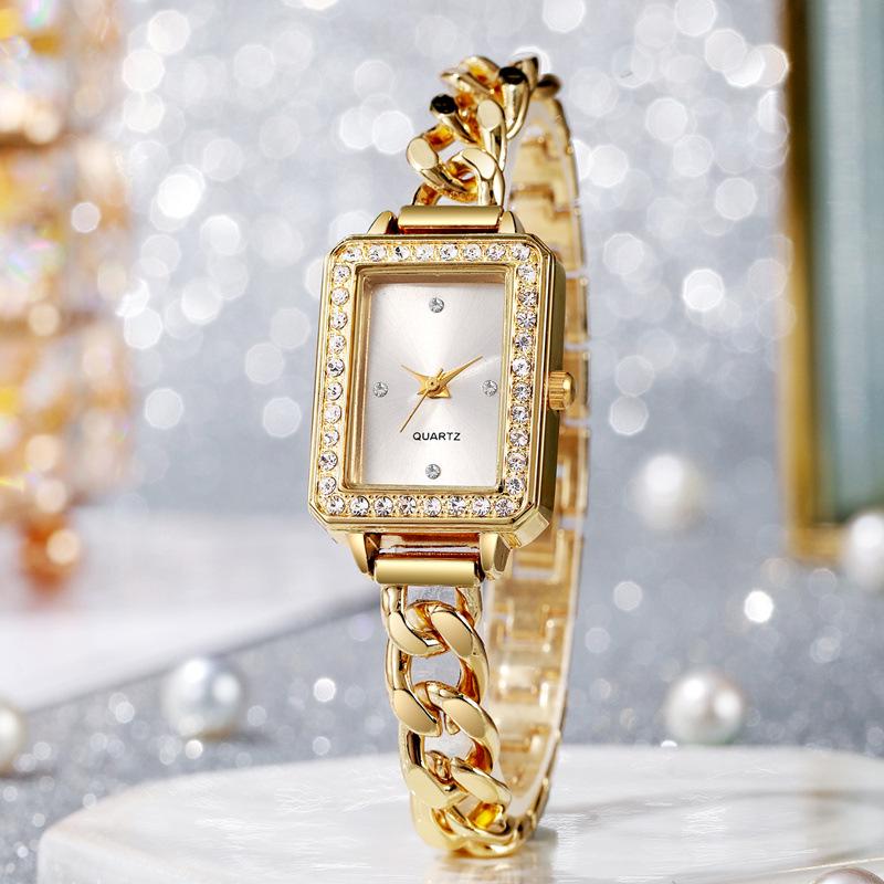 Women's Vintage Square Quartz Bracelet Fashion Watch