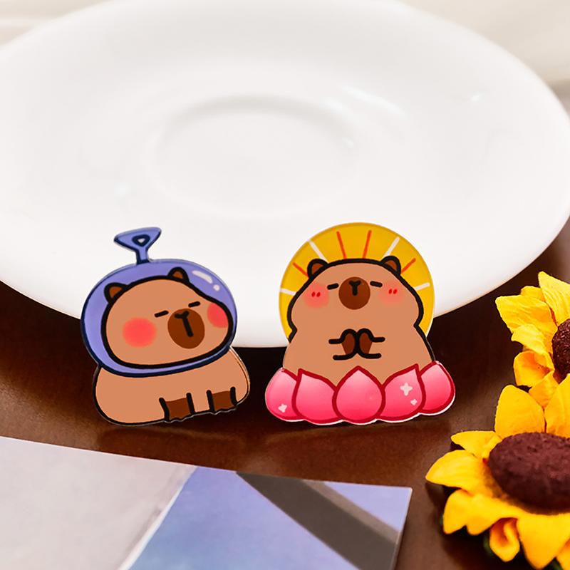 Cute Cartoon Capybara Brooch Fashion Creative Fashion Capybara Acrylic Badge Backpack Decoration Pins Clothing Accessories Gifts