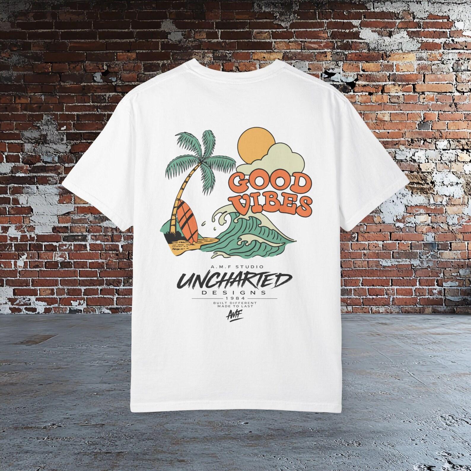 Good Vibes T shirt, Retro Beach Tee, Summer Aesthetic Shirt, Palm Tree Wave Graphic Tee, Coastal Vacation Shirt, Ocean Vibes Tee L