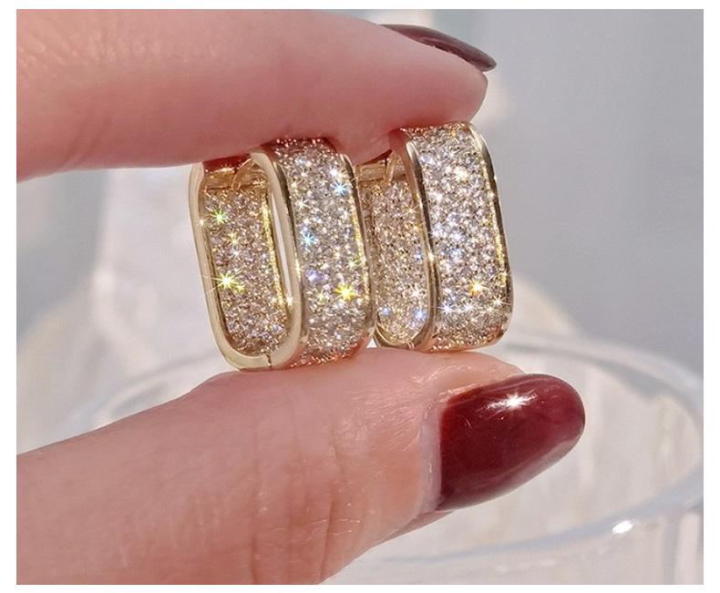 High-End Light Luxury Zircon Ear Cuffs: Eco-Friendly Fashion Earrings for Women