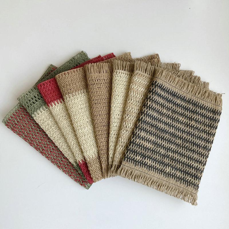 Round Woven Placemats Natural Woven Heat Resistant Non Slip Mats for Dining Table Kitchen Home Holiday Decor
