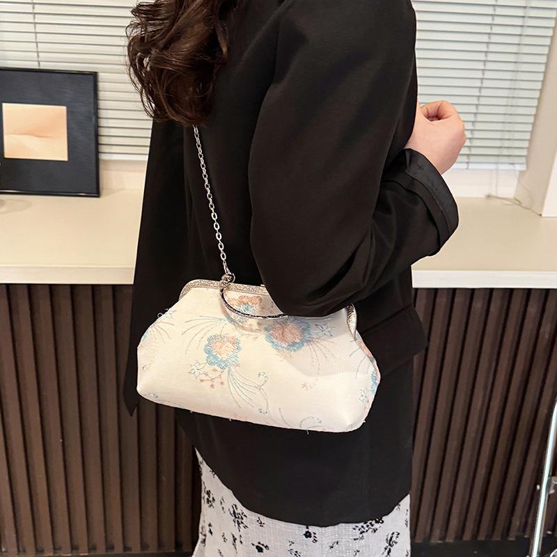 Schoolbag Women's Green Exquisite And Simple National Style Flower Embroidery Contrasting Small Square Bag New Niche Light Luxury Single Shoulder Messenger Bag