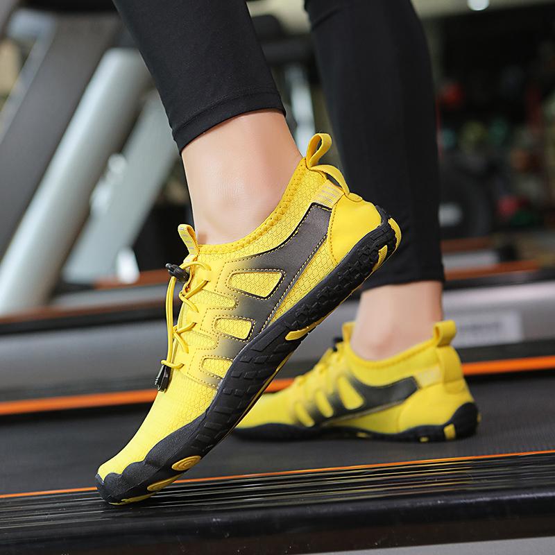 Fashion New Man Sneakers Flat Bottomed Women's Summer Beach Wading Outdoor Anti Slip Couple Sneaker Mesh Breathable Swimming Shoes