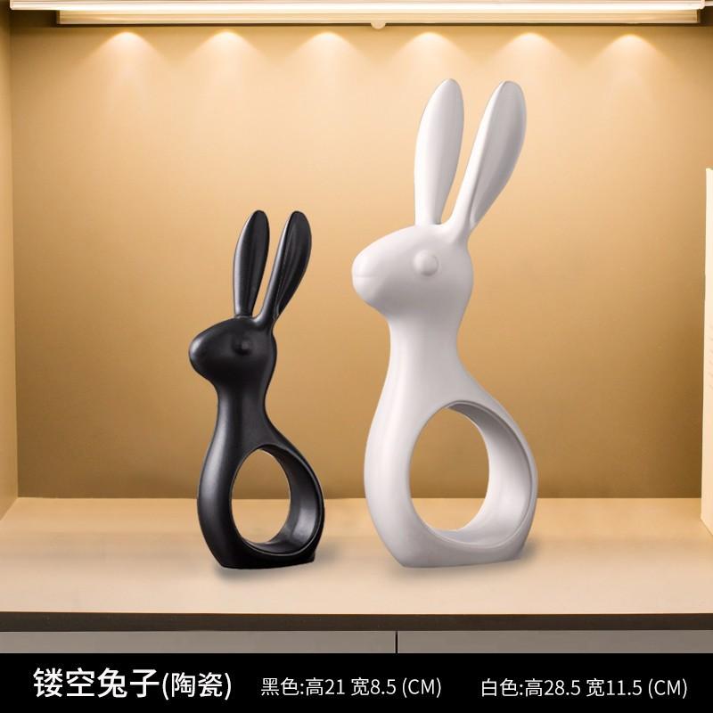 

1 пара Любовник Абстрактные керамические поделки Черный Белый Поцелуй Рыбы Пара Лебедь Фея Домашний декор Украшения, Свадебные подарки Настольное украшение