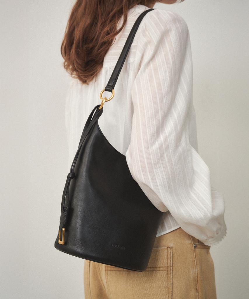 Ostkaka Forena Bucket Shoulder Black