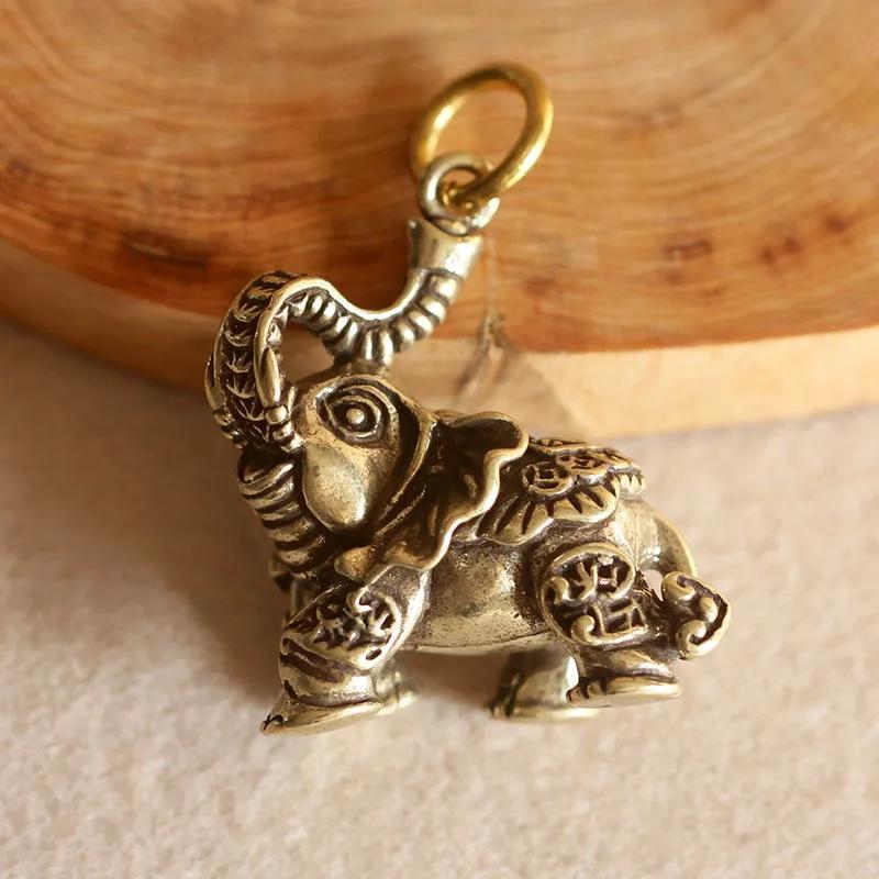Portachiavi Ciondolo Elefante di Rame Auspicioso Ottone Vintage Metallo Animale Portachiavi Ornamenti Portachiavi Ciondoli Portachiavi Gioielli