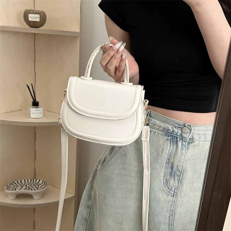 Trendy Vintage Saddle Bag 2024 Spring Summer New Versatile Tote Bag Stylish Casual Shoulder Crossbody Bag Wholesale