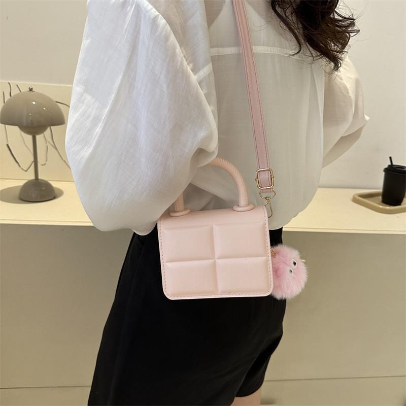 Fashionable Casual Commute Crossbody Bag Stylish Minimalist Handbag For Women In Black White Pink Yellow Purple