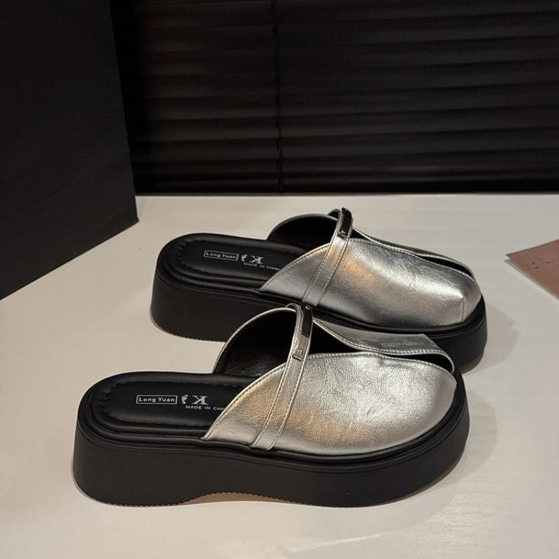 Thick Soled Casual Women's Spring 2026 New Fashionable Lazy Slippers