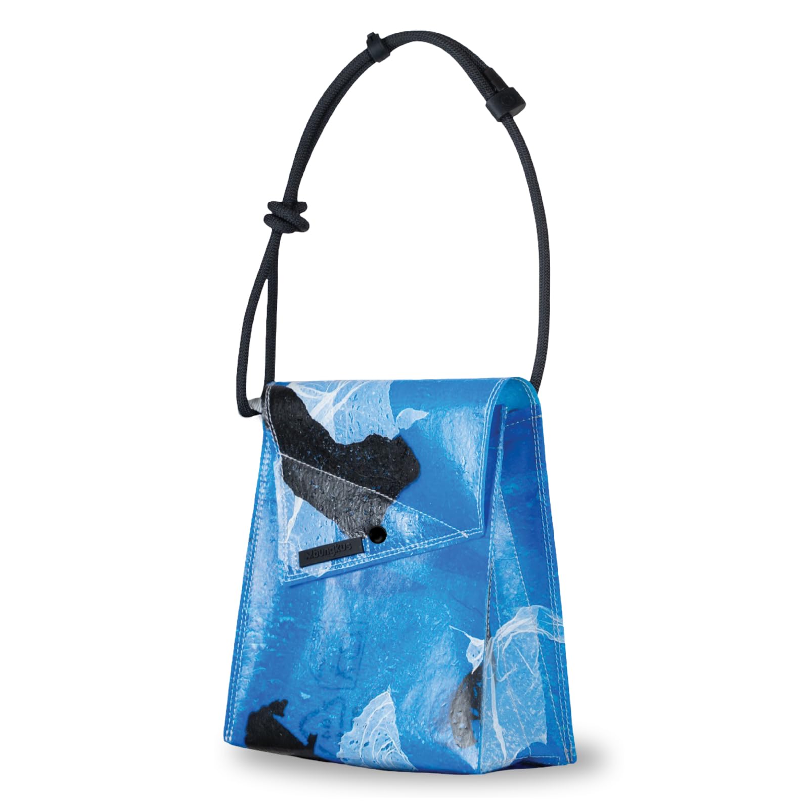 

[M.Craftsman] M.bungkus Recycled Plastic Bag, Strap with Charging Cable Function, Type-C Compatible, Sustainable (Wavey Blue (Motion: Ocean))