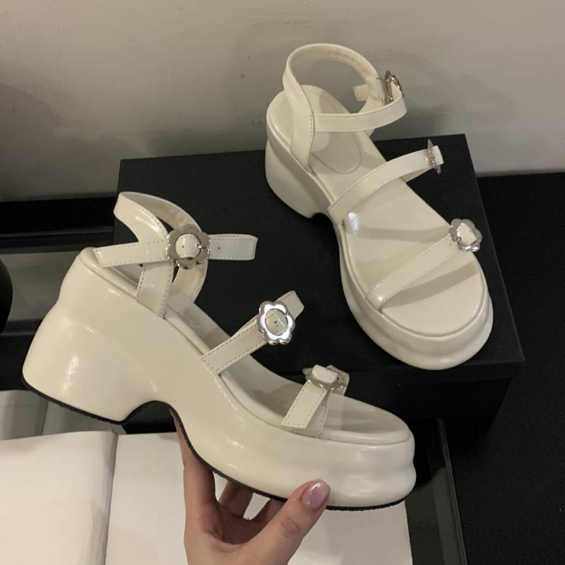 Vintage Narrow Strap Platform Women Sandals Elegant Open Toe Party Women's Designer Shoes Sexy Backless Buckle Women High Heels