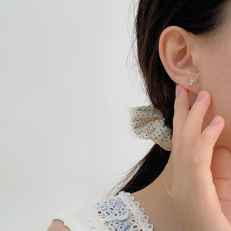 Butterfly Zircon Earrings Elegant  Artistic  Fashionable  Commuting  High-end  Compact Earrings