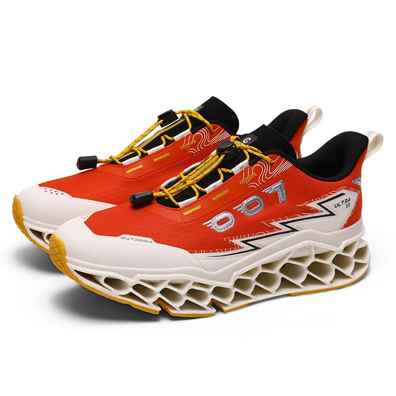 New Summer Men's D-print Blade Running Shoes, Mesh Breathable, Laces-free, Thick-soled Shock-absorbing Sports Shoes