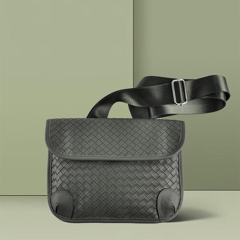 

Diplomat Casual Crossbody Bag Medium